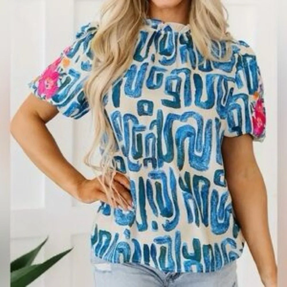 Ruffled Neck Blue Patterned Short Sleeve Blouse - Picture 3 of 9
